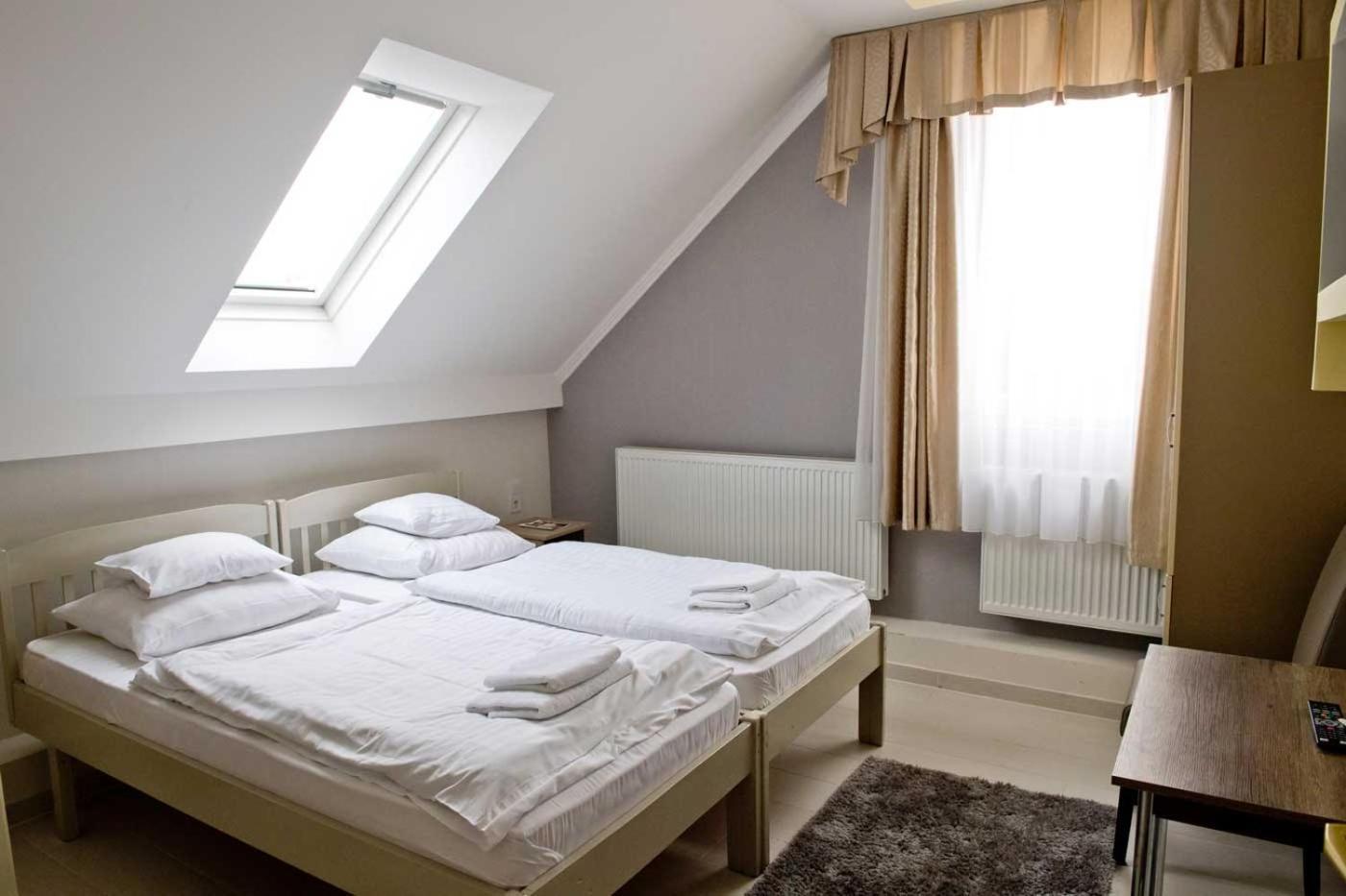 Kemence Csárda és Szálloda Nyíregyháza Extérieur photo