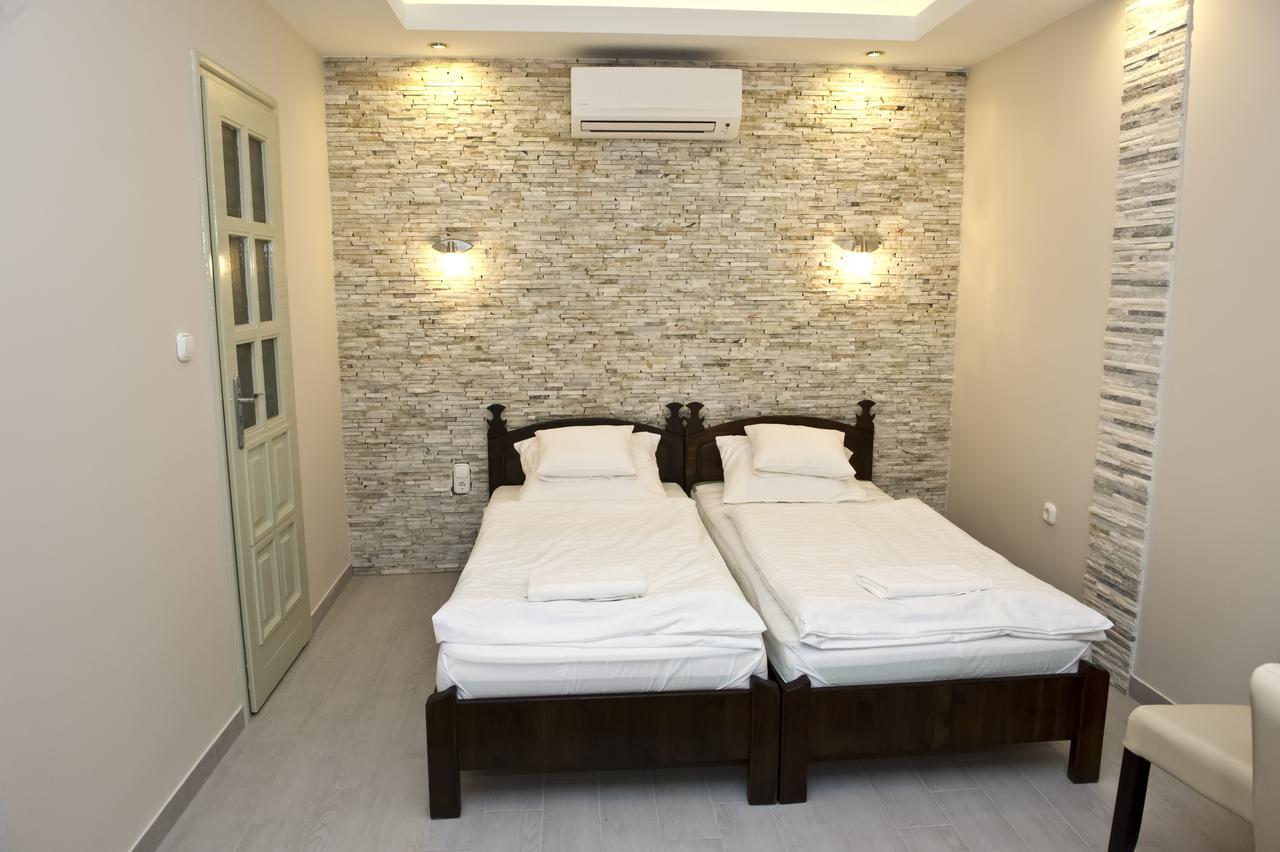 Kemence Csárda és Szálloda Nyíregyháza Extérieur photo