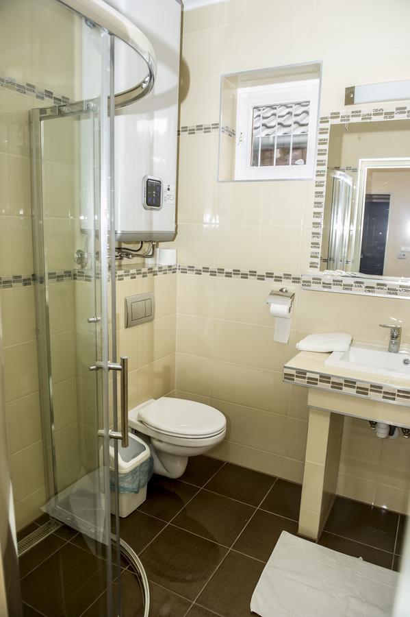 Kemence Csárda és Szálloda Nyíregyháza Extérieur photo