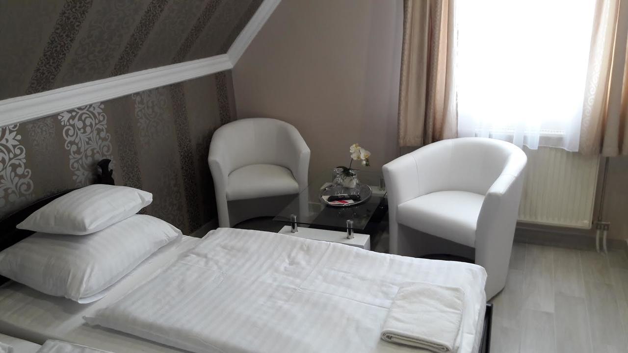 Kemence Csárda és Szálloda Nyíregyháza Extérieur photo